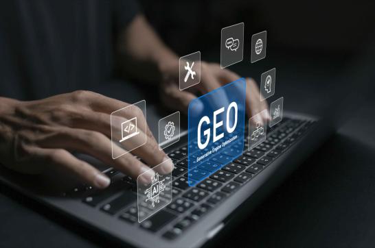 como saber si mi marca aparece en respuestas de ia, geo y marcas, aparecer en recomendaciones de IA